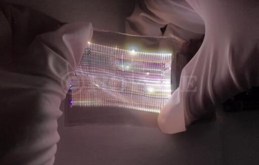 柔宇科技发布全球首个micro-LED可拉伸弹力柔性屏技术